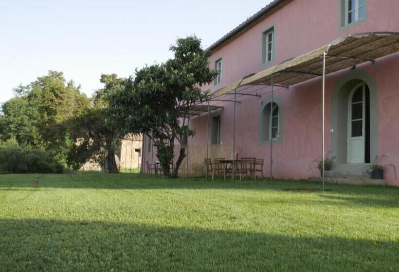 Отель Agriturismo Podere Gianmaria