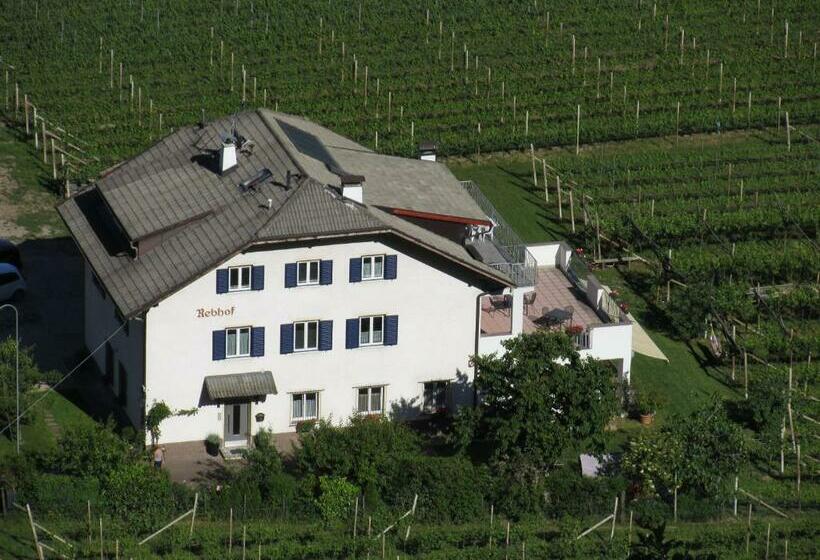בית מלון כפרי Rebhof Kaltern