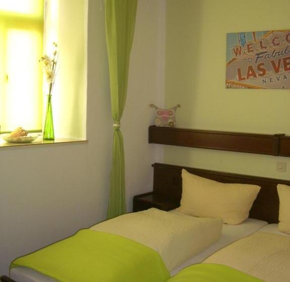 ホテル Restaurant Burg Ramstein