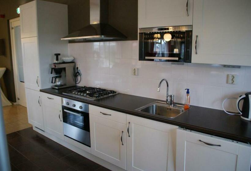 فندق Vakantiehuis De Binnenplaets