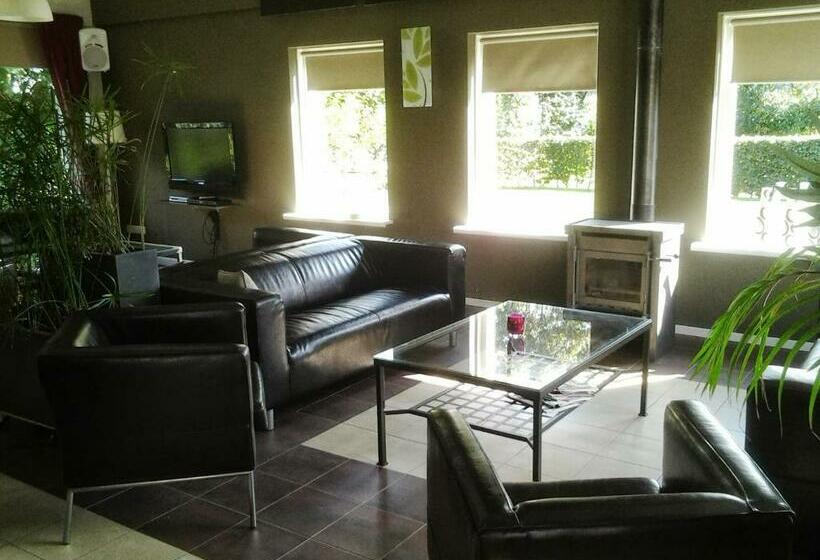 ホテル Vakantiehuis De Binnenplaets