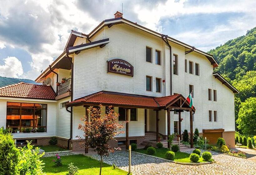 بنسيون къща за гости пролет