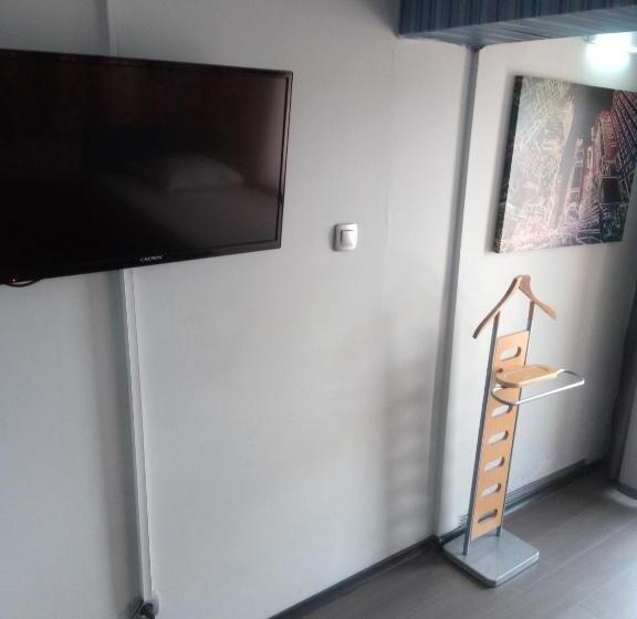 膳宿费 самостоятелни студия