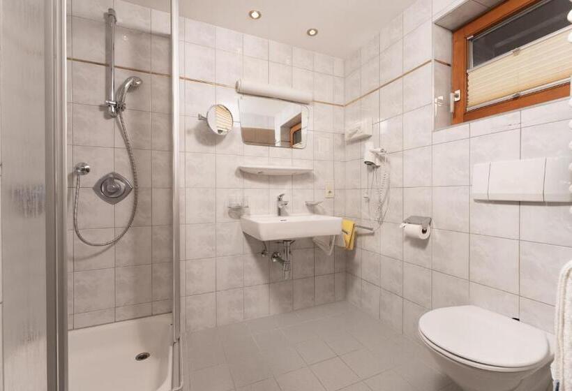 پانسیون Alpenliebe