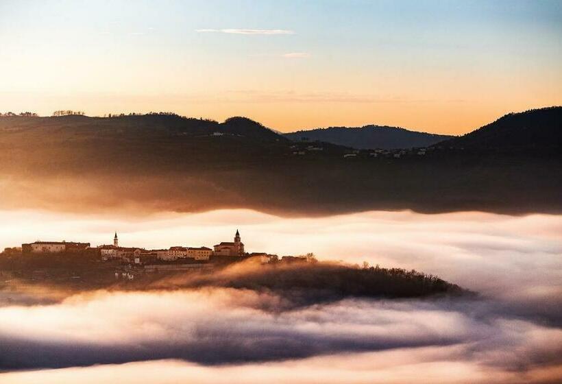 پانسیون Apartma In Soba Vipavski Križ