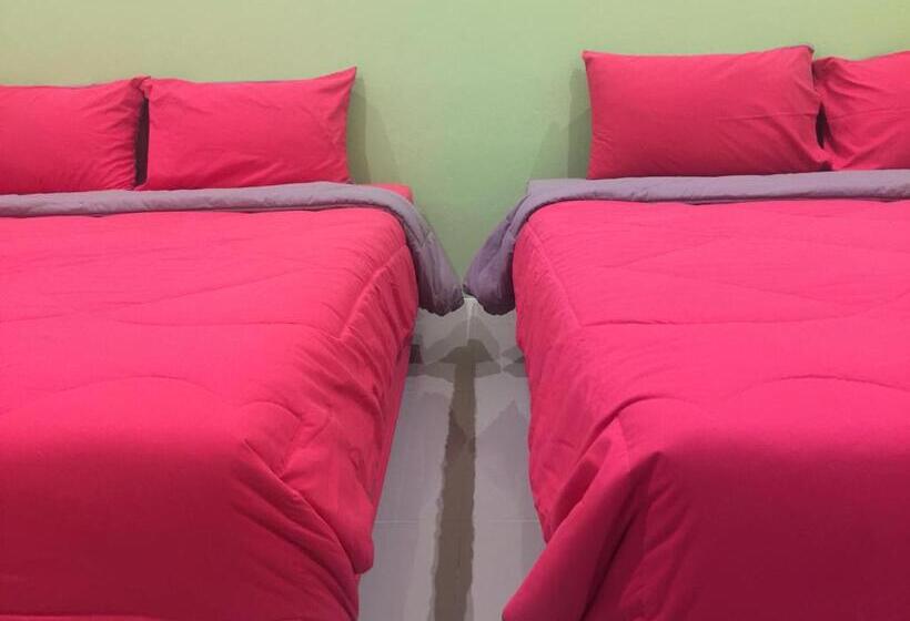 ペンション Baan Aomsub