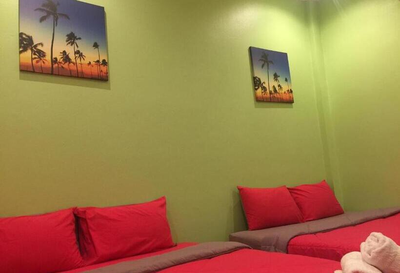 ペンション Baan Aomsub