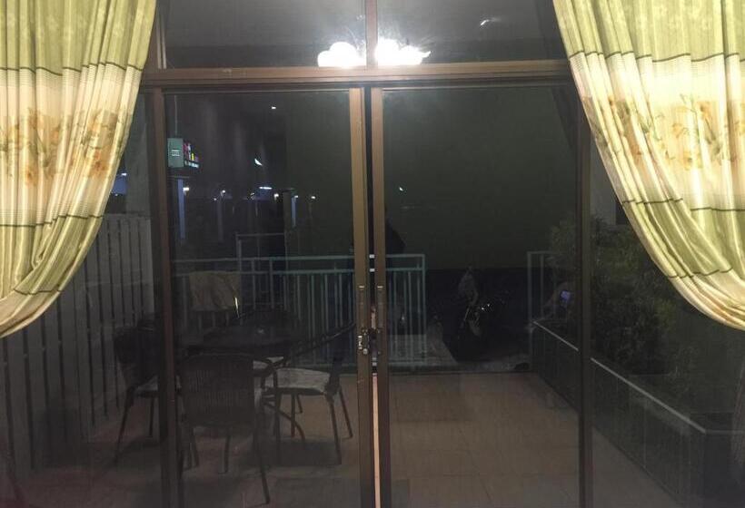 ペンション Baan Aomsub