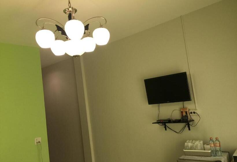 ペンション Baan Aomsub