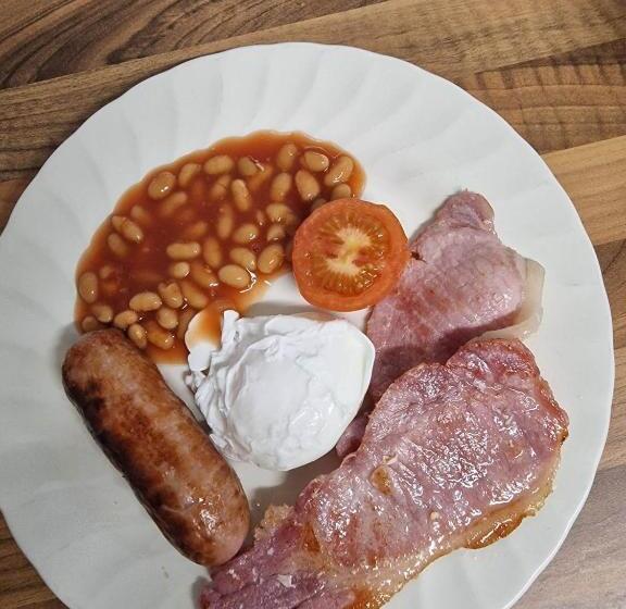 פנסיון Bluebells Guest House