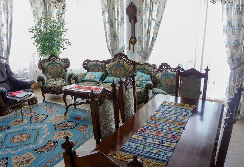 פנסיון Casa Andrei