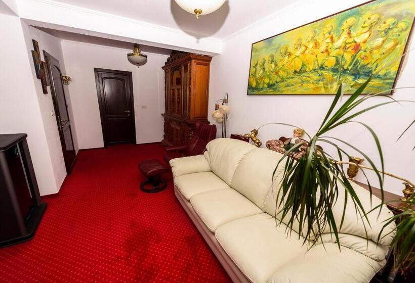 פנסיון Casa Andrei