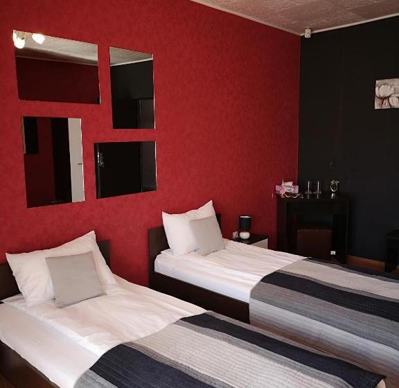 بنسيون Casa Mais