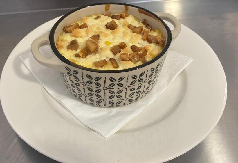 بنسيون Casa Mocanitei