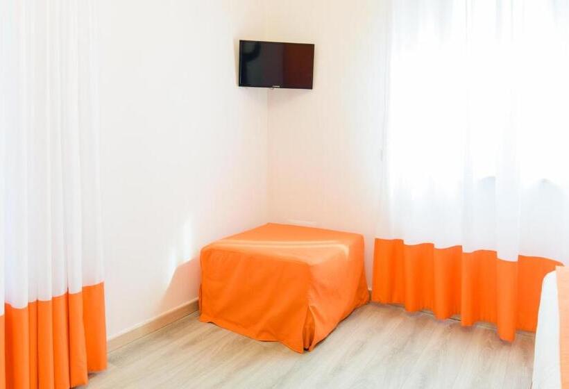 פנסיון Estate4home   Casa Laura