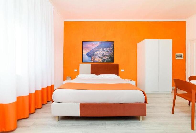 פנסיון Estate4home   Casa Laura