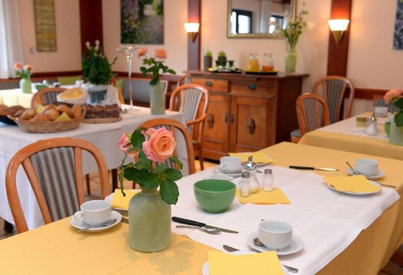 ペンション Ferien Weingut Pauly