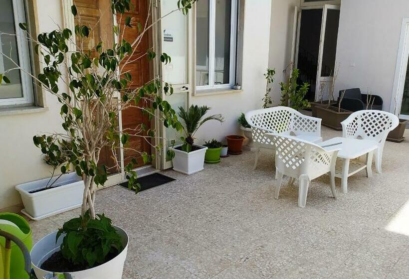 פנסיון Freedom