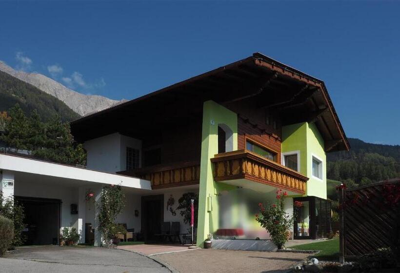 פנסיון Gästehaus Kratzer