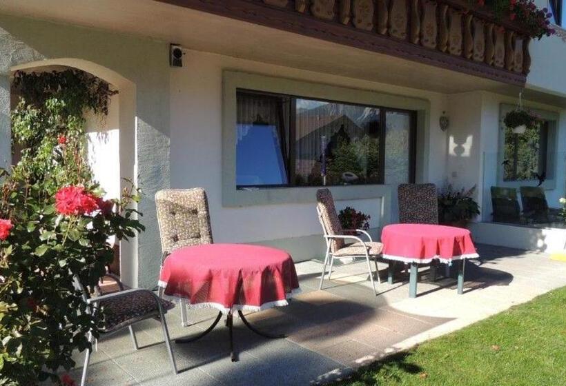 פנסיון Gästehaus Kratzer