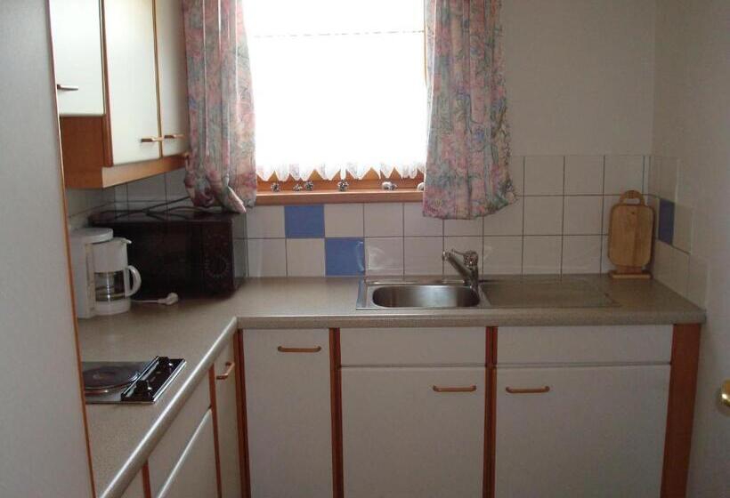 بنسيون Haus Rohr