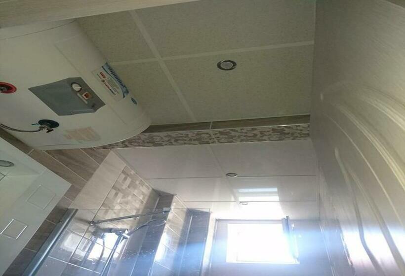 بنسيون House Ogledalovi