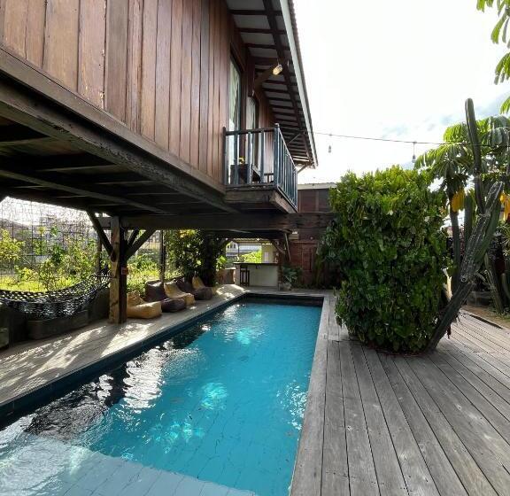 Пансион Kampoeng Saya