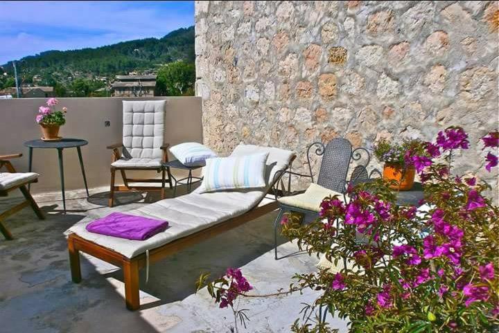 بنسيون La Luna