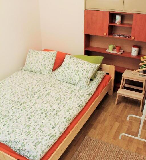 פנסיון Lidi Guesthouse