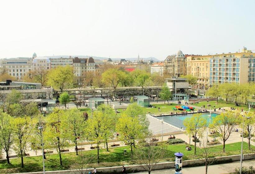 פנסיון Lidi Guesthouse