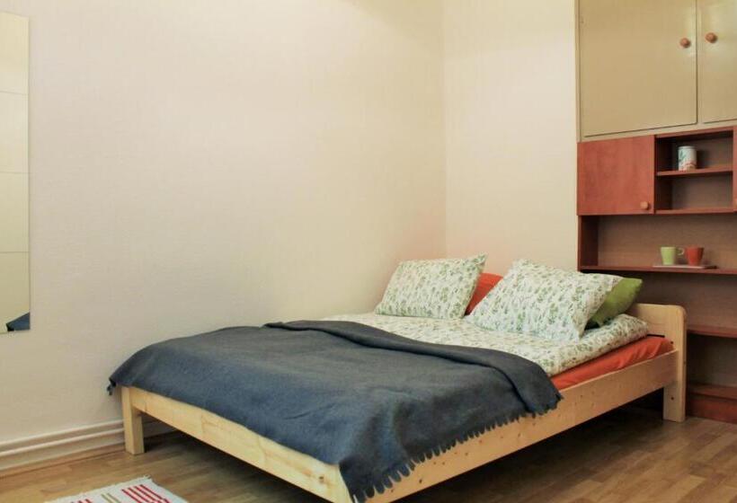 פנסיון Lidi Guesthouse