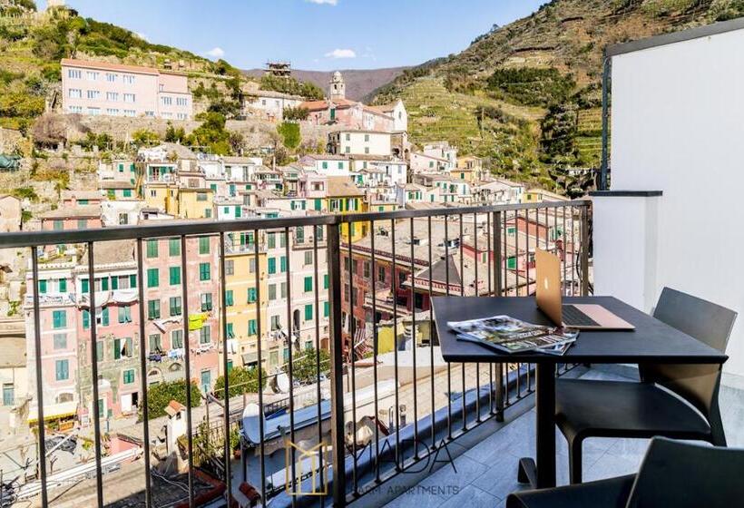 پانسیون Mada Charm Apartments Jacuzzi