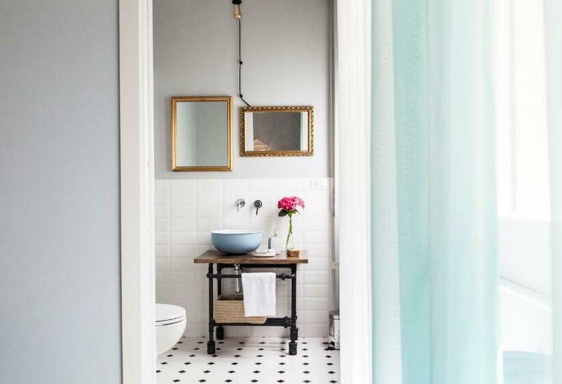 펜션 Naftalina Rooms