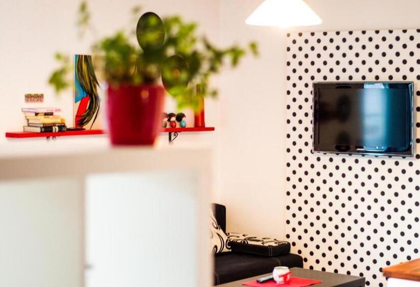 膳宿费 Penzion U Lupíků