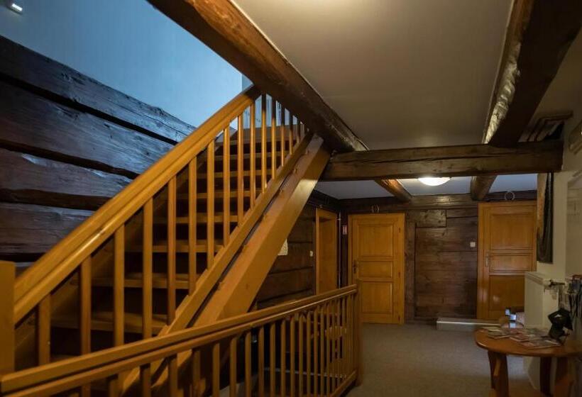 بنسيون Penzion Vlčárna