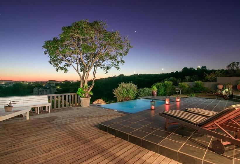 پانسیون Pezula Golf House