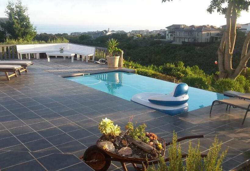 پانسیون Pezula Golf House