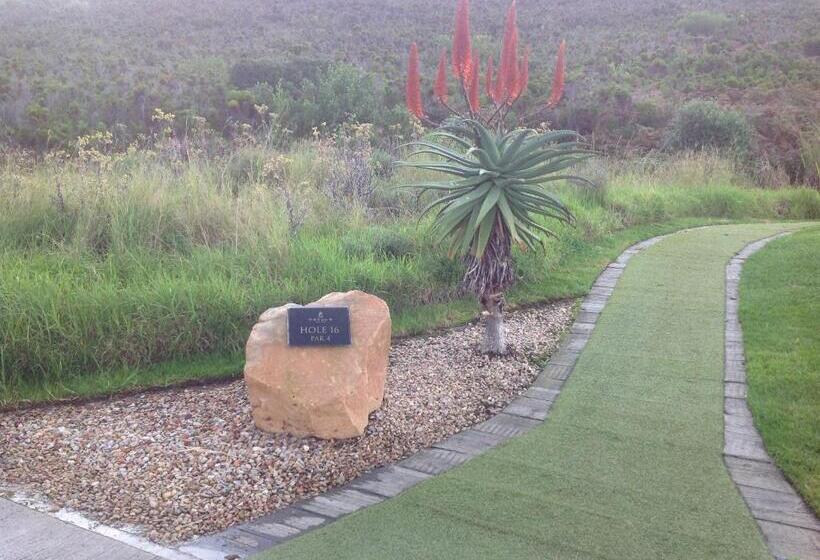 پانسیون Pezula Golf House