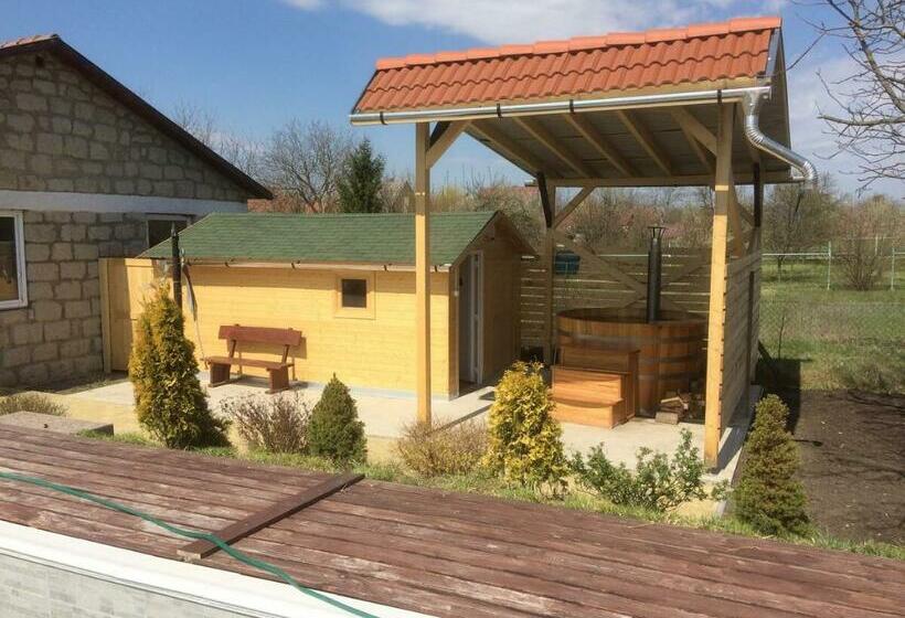 ペンション árnyas Vendégház Egerszalók