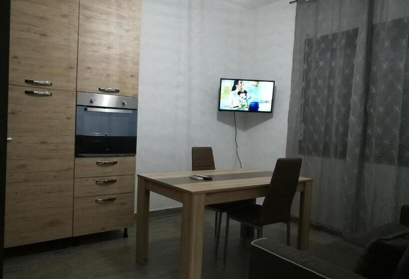 פנסיון Rooms Loru