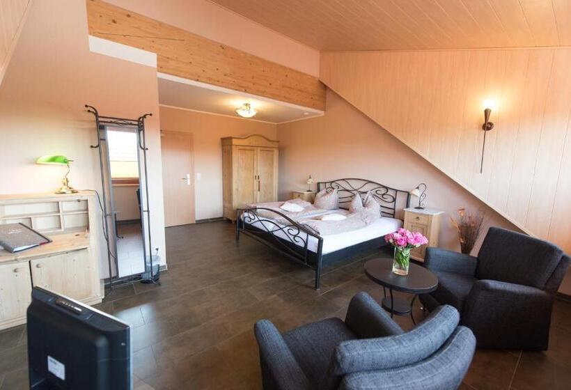 Пансион Weingut Und Gästehaus Wetzler