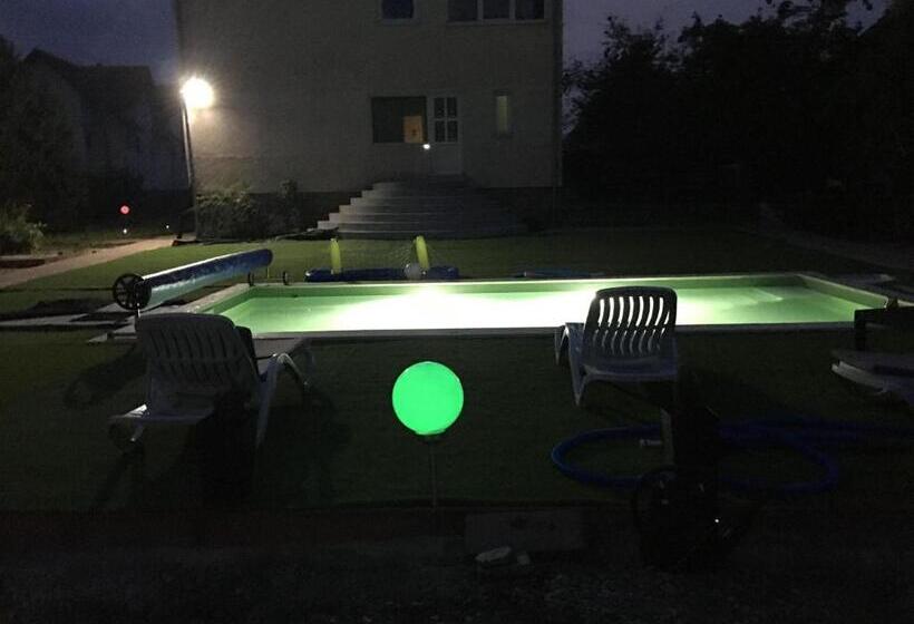 Pensiunea Apolka Panzió