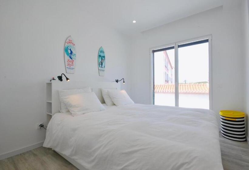 Sandra Apartment   Ferrel, Sunny Balcony, Shared Pool