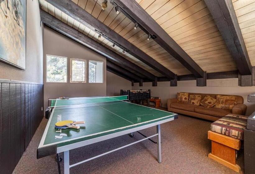 483 Steps To The Slopes Canyon Lodge   Cozy Renovated Mammoth Townhome