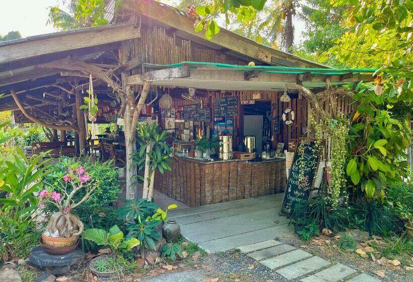 فندق صغير Eve House Koh Kood