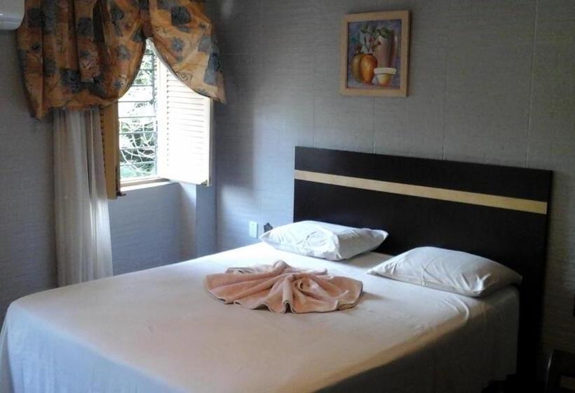 ユースホステル Pousada São Pedro