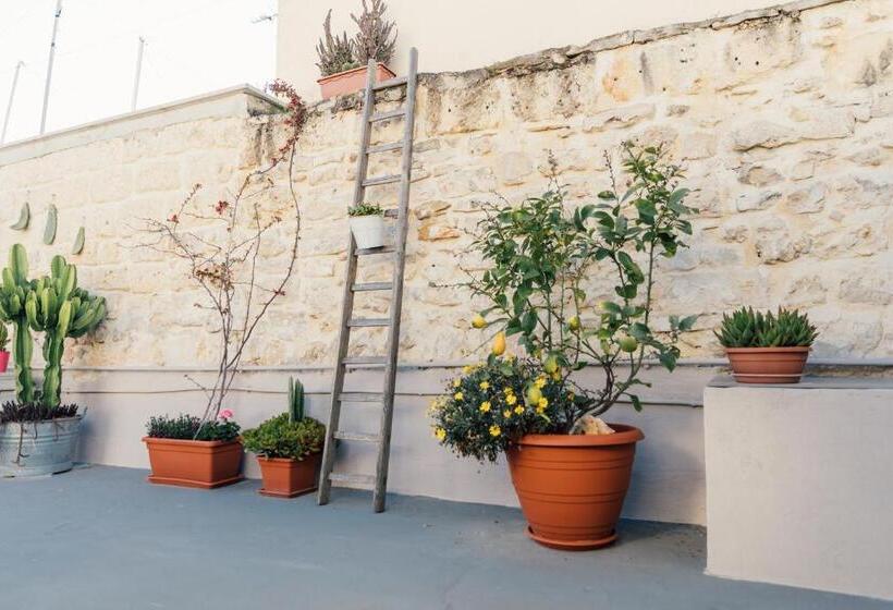 تختخواب و صبحانه Casa Romito