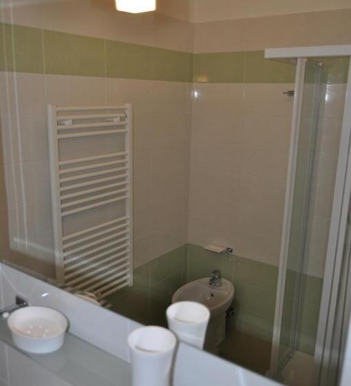 צימר Casa Vacanza E Per Lavoro Tessyhouse