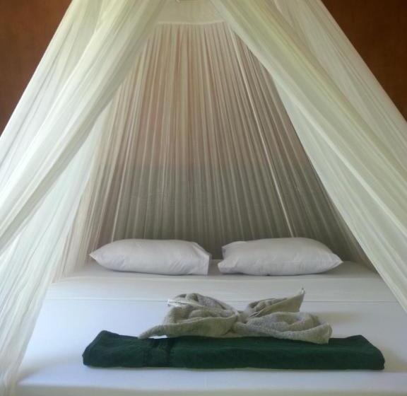 تختخواب و صبحانه Cnunk Bungalow