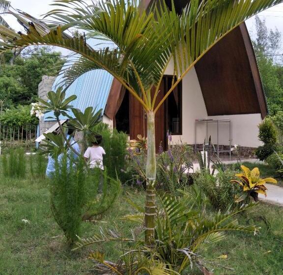 تختخواب و صبحانه Cnunk Bungalow